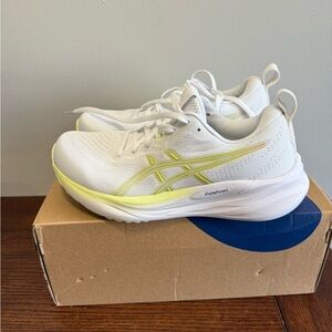 Asics White and Yellow Athletic Shoes